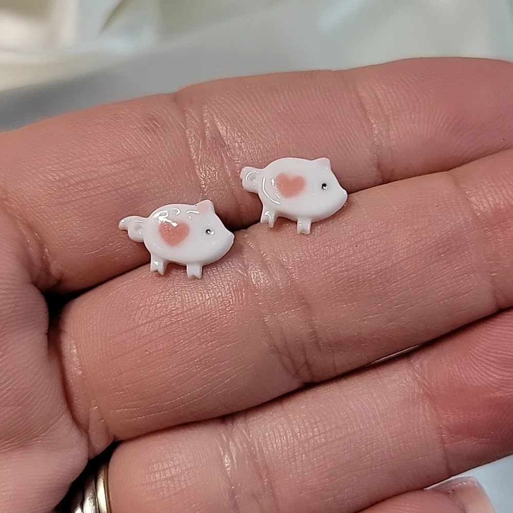 Porcelain Pig Stud Earrings, handmade - Picture 1 of 5